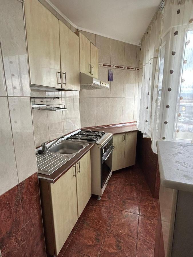 Apartament Onesti Apartment
